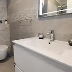 Karlo Apartman *
